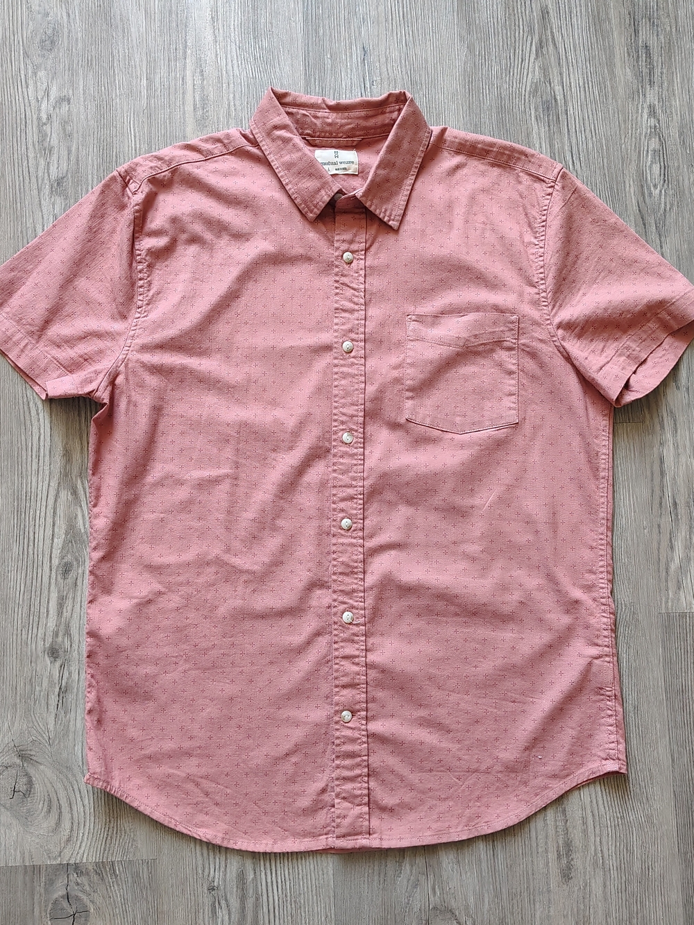 Mutual Weave Men's Salmon Pink Cross Print Short Sleeve Button Down Shirt Size L